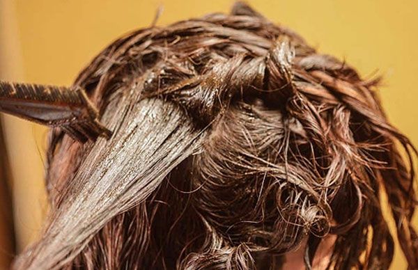 Mehendi Application (short Hair)